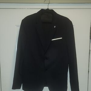 Zara Elegant Black Blazer with White Accent with Pants